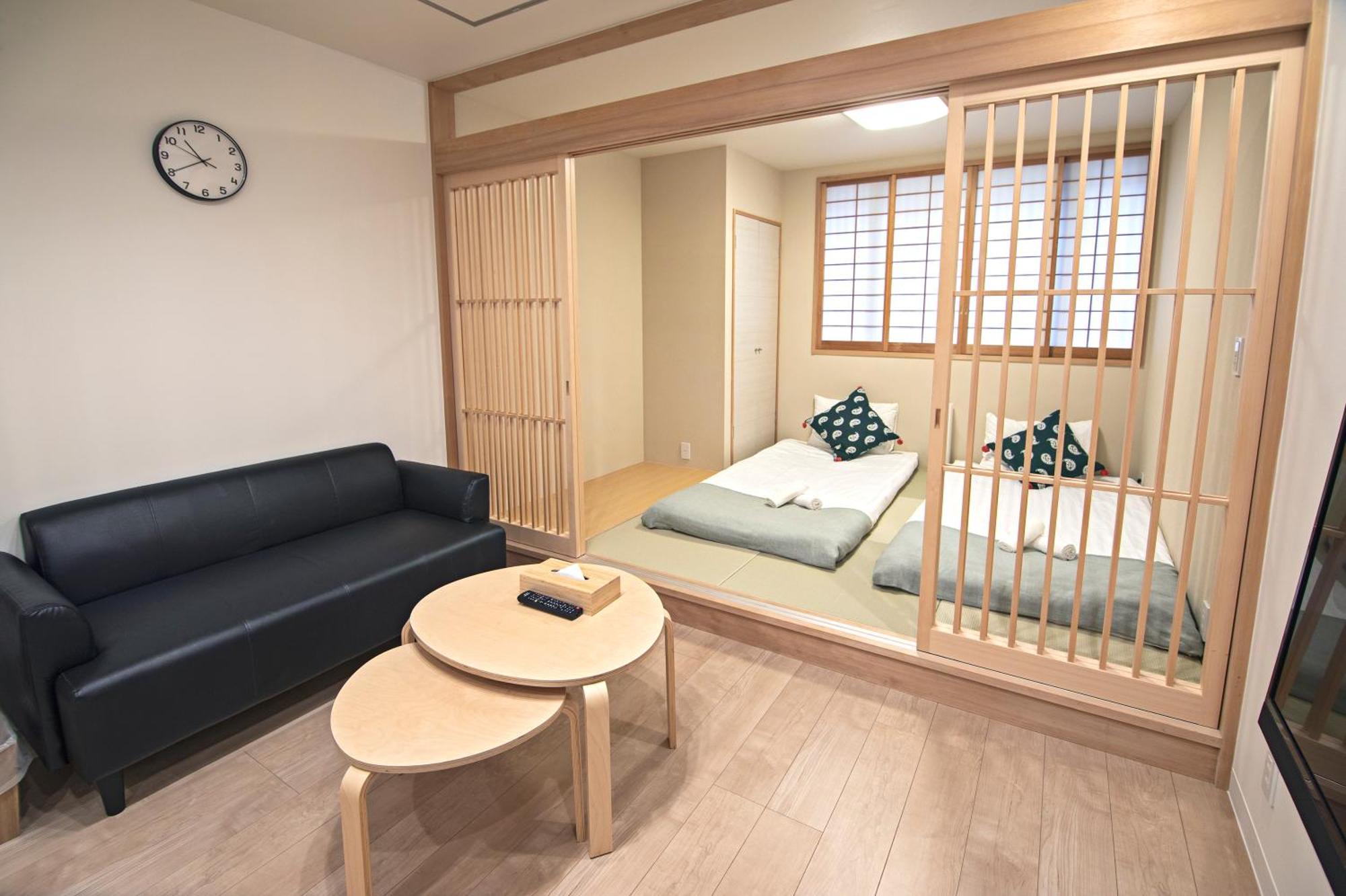 拾野の家 202和室 *